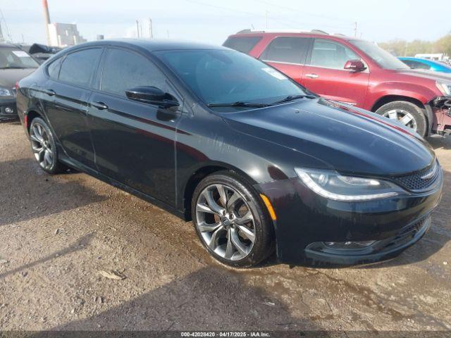  Salvage Chrysler 200