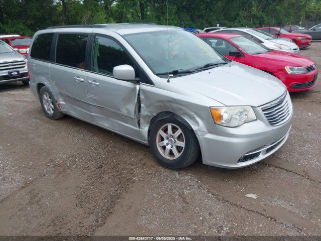  Salvage Chrysler Town & Country