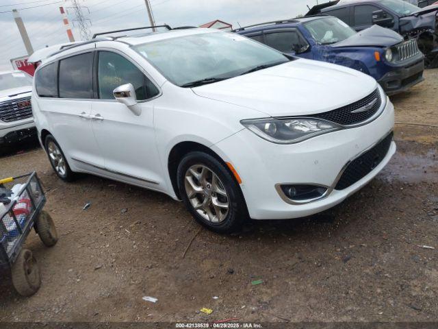  Salvage Chrysler Pacifica