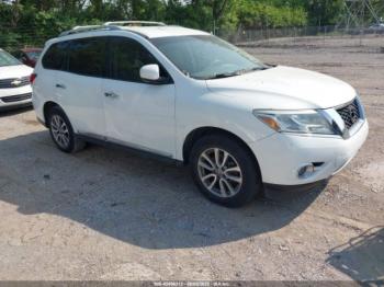  Salvage Nissan Pathfinder