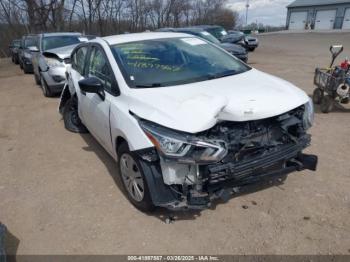  Salvage Nissan Versa