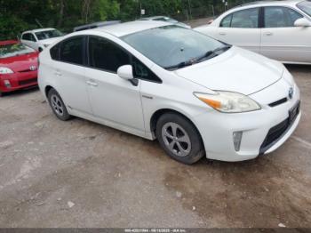  Salvage Toyota Prius