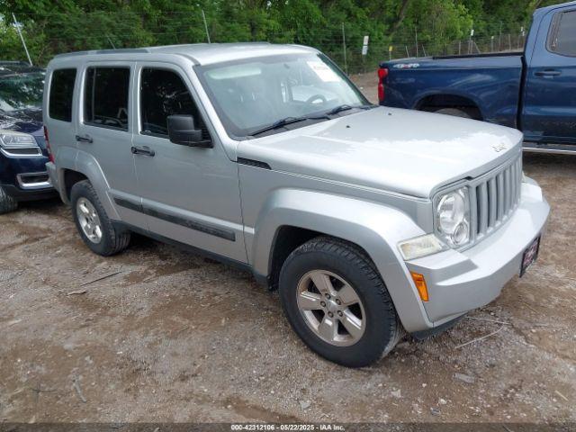  Salvage Jeep Liberty