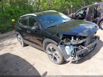  Salvage Hyundai TUCSON