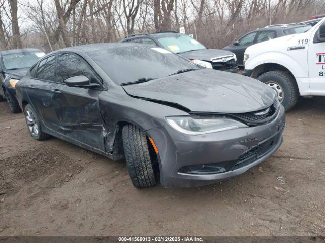  Salvage Chrysler 200