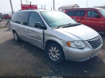  Salvage Chrysler Town & Country