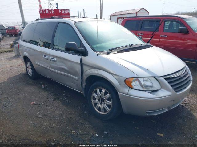  Salvage Chrysler Town & Country