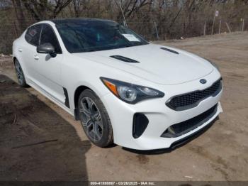  Salvage Kia Stinger