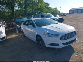  Salvage Ford Fusion