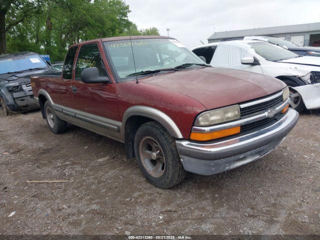  Salvage Chevrolet S-10