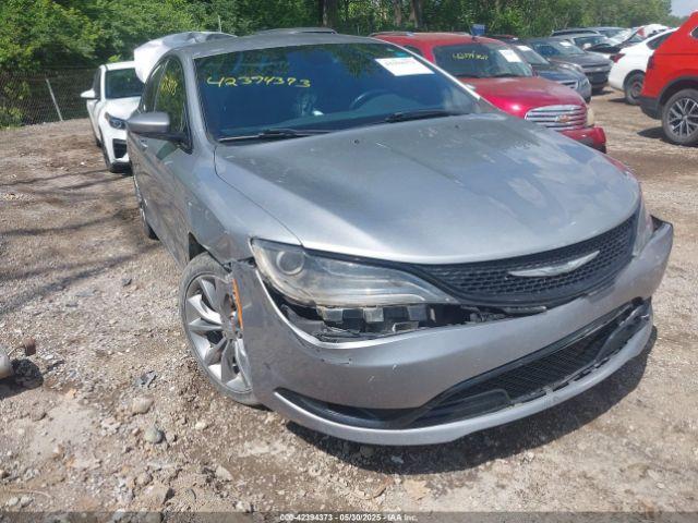  Salvage Chrysler 200