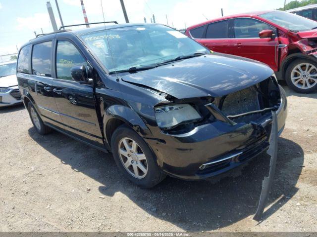  Salvage Chrysler Town & Country