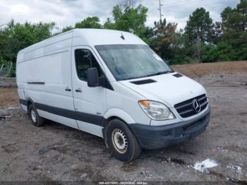  Salvage Mercedes-Benz Sprinter 2500