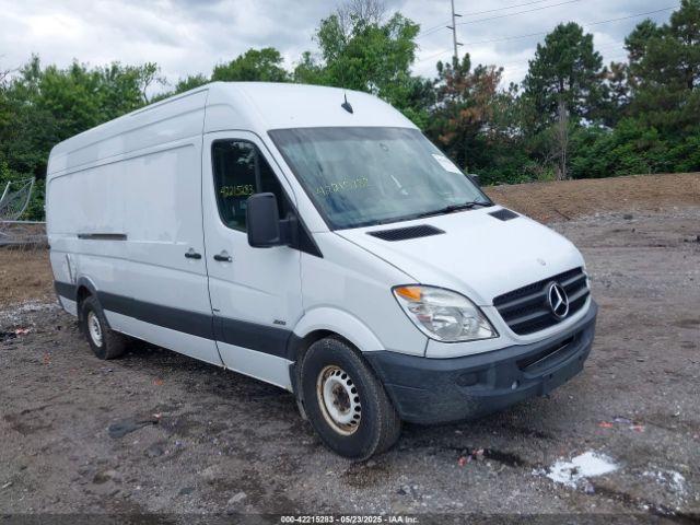  Salvage Mercedes-Benz Sprinter 2500