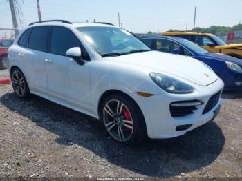  Salvage Porsche Cayenne