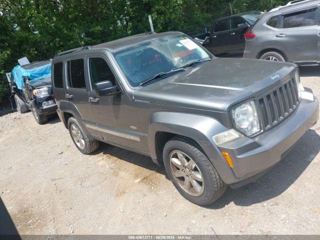  Salvage Jeep Liberty