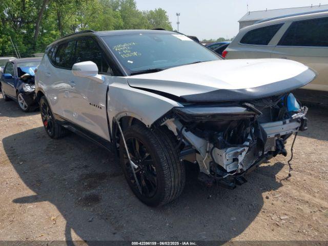  Salvage Chevrolet Blazer