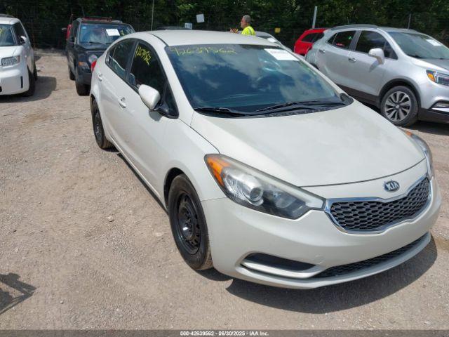  Salvage Kia Forte