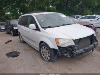  Salvage Chrysler Town & Country