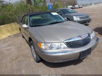  Salvage Lincoln Continental