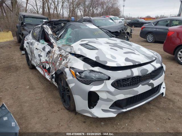  Salvage Kia Stinger