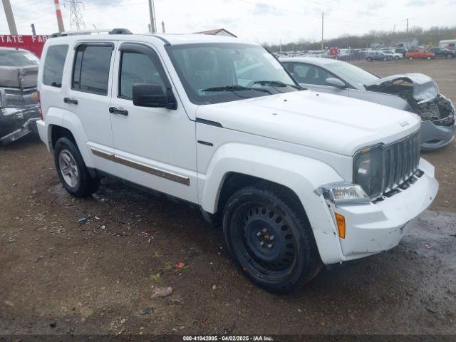  Salvage Jeep Liberty