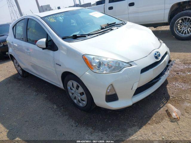  Salvage Toyota Prius c