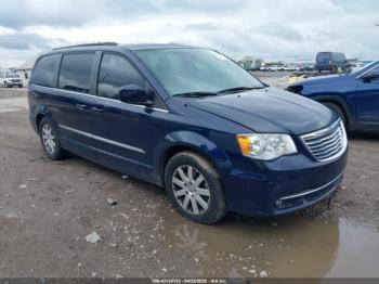  Salvage Chrysler Town & Country