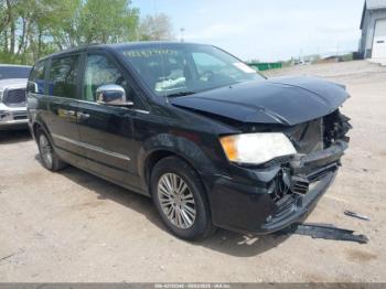  Salvage Chrysler Town & Country