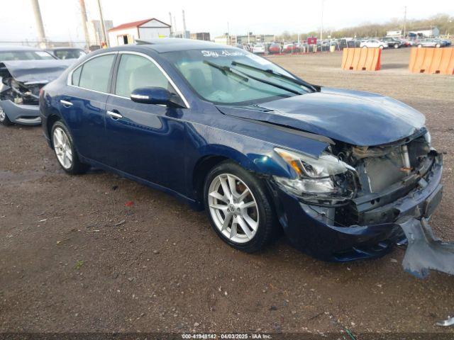  Salvage Nissan Maxima