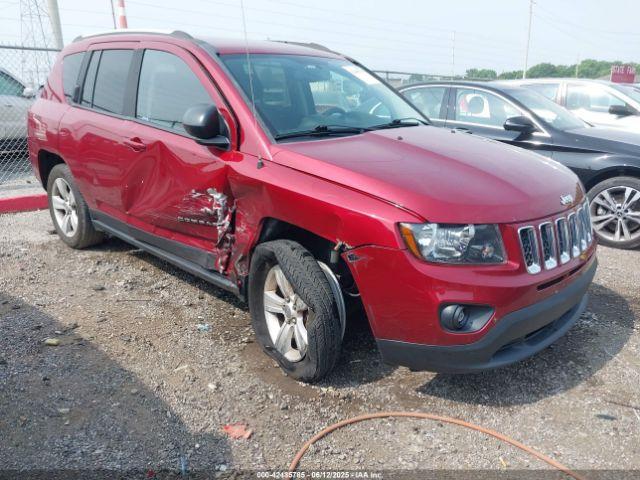  Salvage Jeep Compass