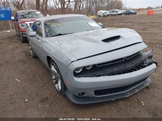  Salvage Dodge Challenger