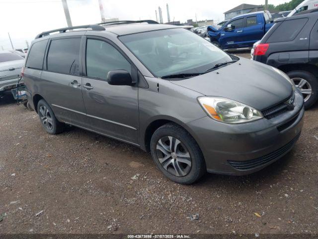  Salvage Toyota Sienna
