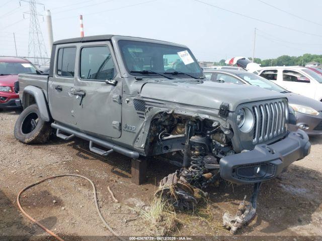  Salvage Jeep Gladiator