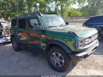 Salvage Ford Bronco
