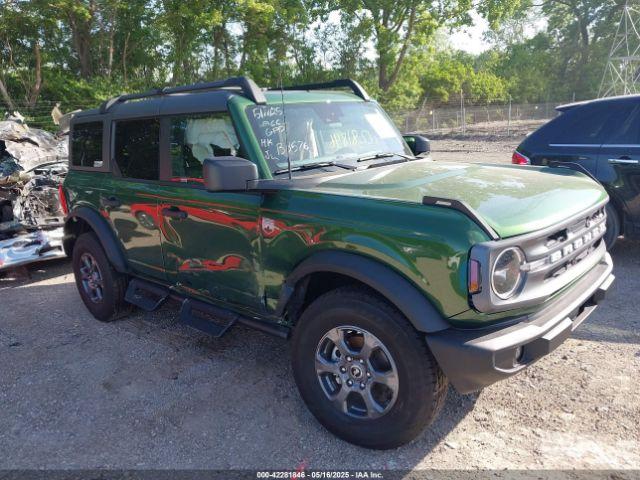  Salvage Ford Bronco