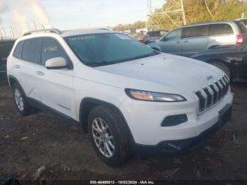  Salvage Jeep Cherokee