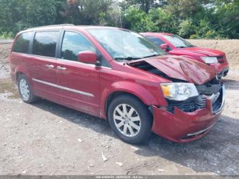  Salvage Chrysler Town & Country