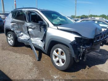  Salvage Jeep Compass