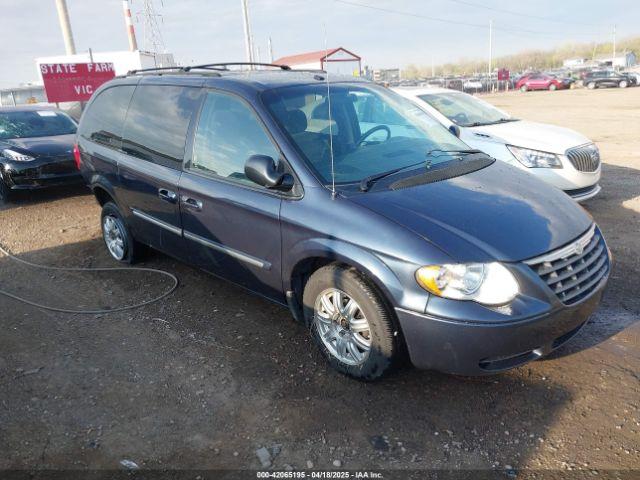  Salvage Chrysler Town & Country