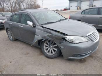  Salvage Chrysler 200