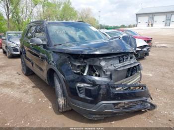  Salvage Ford Explorer