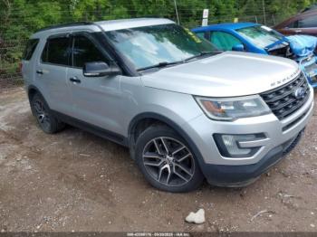  Salvage Ford Explorer