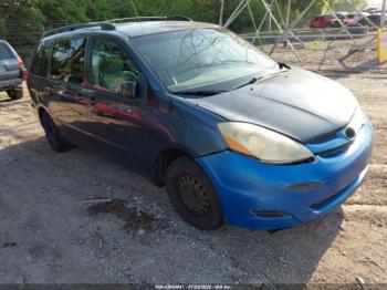  Salvage Toyota Sienna
