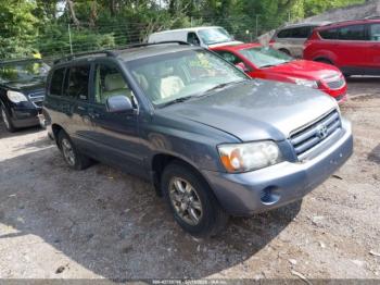  Salvage Toyota Highlander