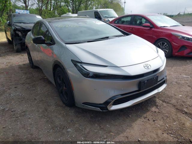  Salvage Toyota Prius Prime