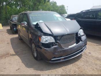  Salvage Chrysler Town & Country