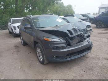  Salvage Jeep Cherokee