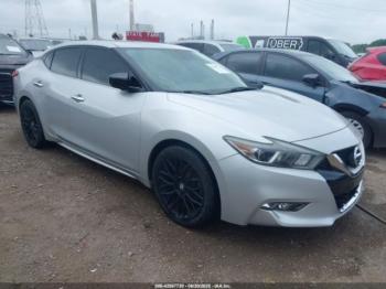  Salvage Nissan Maxima