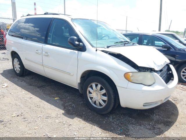  Salvage Chrysler Town & Country
